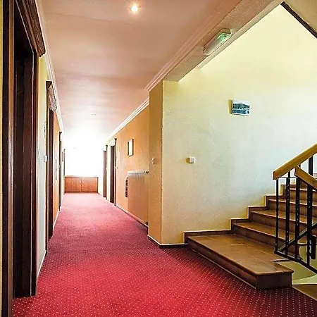 Jiriho Na Seraku Hotel