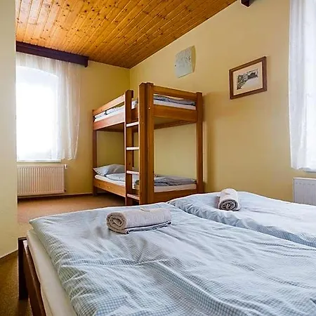 Jiriho Na Seraku Hotel *