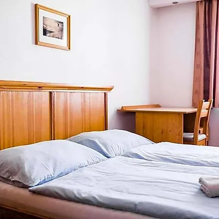 Hotel Jiriho Na Seraku *
